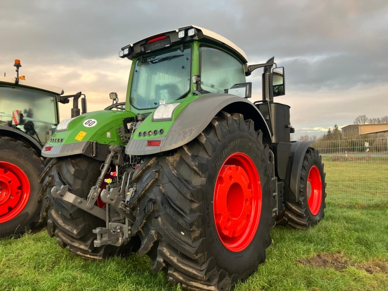 Fendt VARIO 1050 - Traktor: obrázok 3 Fendt VARIO 1050 - Traktor: obrázok 3