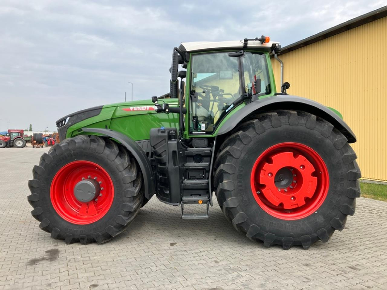 Fendt VARIO 1050 - Traktor: obrázok 2 Fendt VARIO 1050 - Traktor: obrázok 2