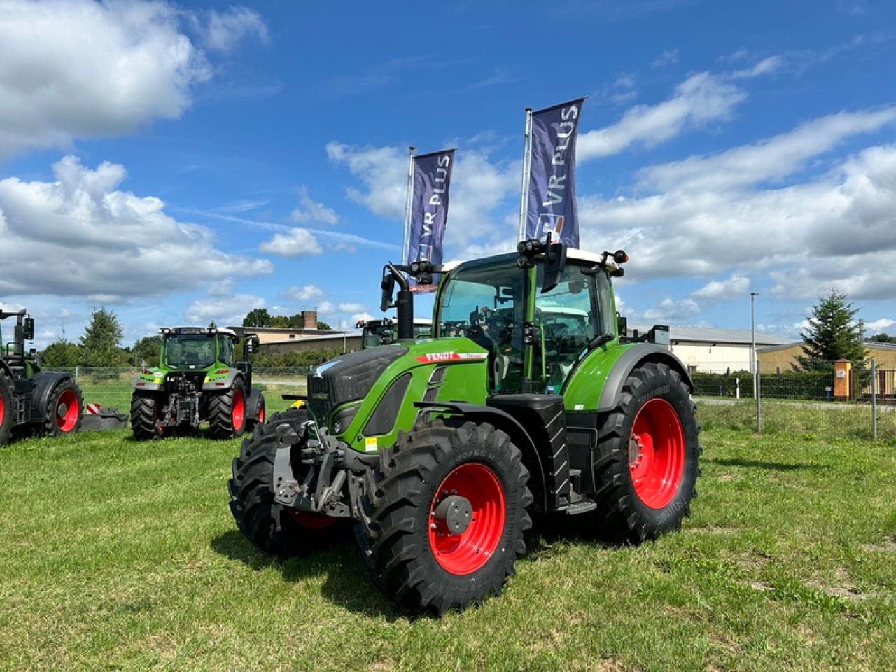 Fendt VARIO 724 GEN 6 PROFI+ SETTING 2 - Traktor: obrázok 1 Fendt VARIO 724 GEN 6 PROFI+ SETTING 2 - Traktor: obrázok 1
