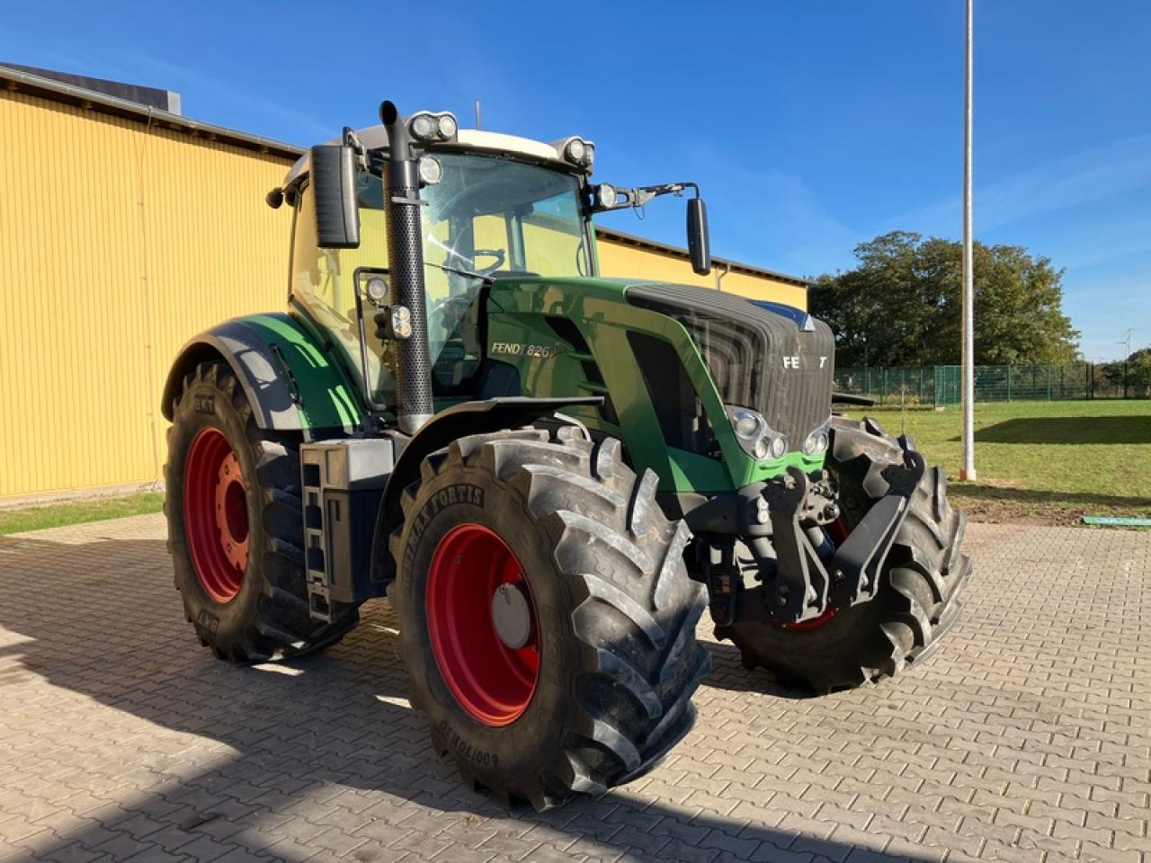 Fendt VARIO 826 - Traktor: obrázok 5 Fendt VARIO 826 - Traktor: obrázok 5