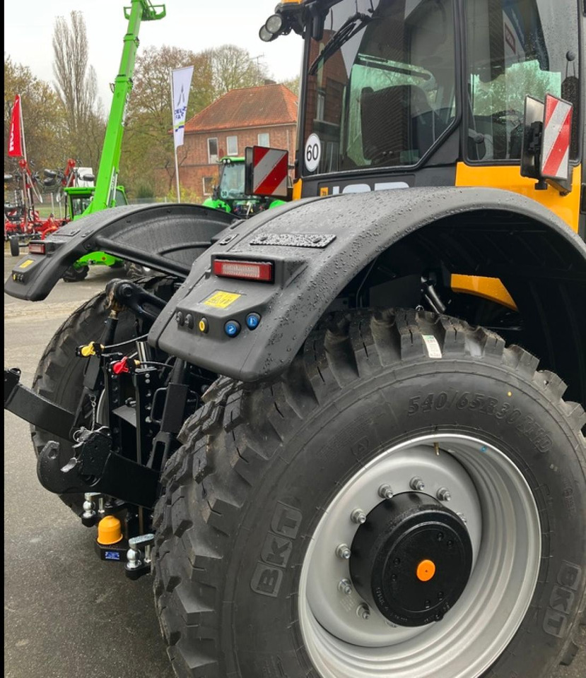 JCB FASTRAC 4190 - Traktor: obrázok 2 JCB FASTRAC 4190 - Traktor: obrázok 2