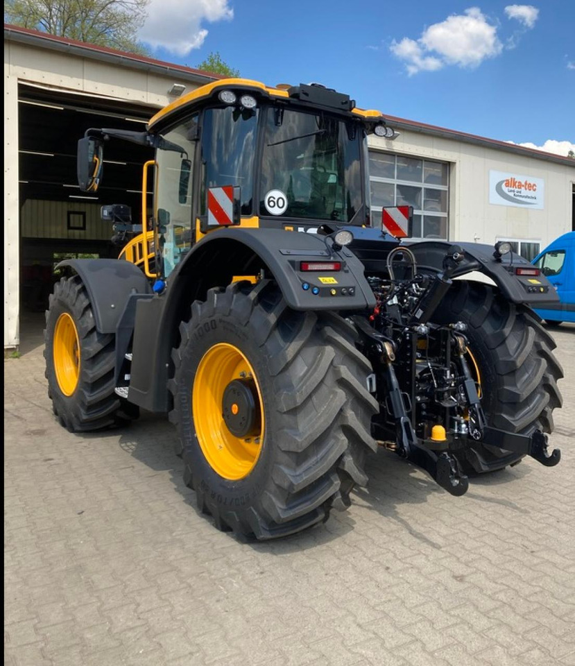 JCB FASTRAC 4220 - Traktor: obrázok 3 JCB FASTRAC 4220 - Traktor: obrázok 3