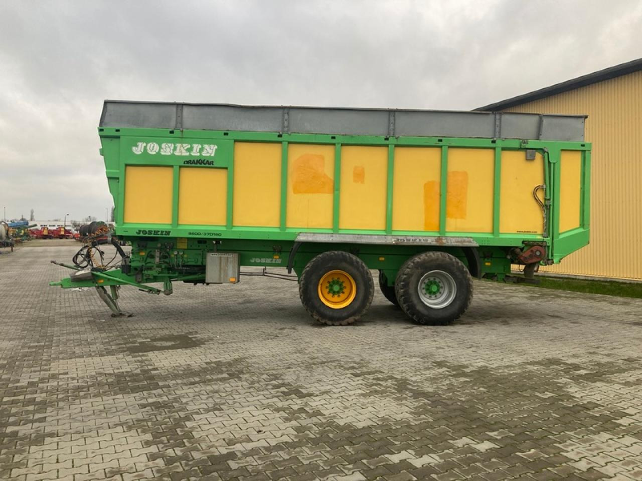 Joskin DRAKKAR 8600/37D180 - Poľnohospodársky sklápěcí príves: obrázok 2 Joskin DRAKKAR 8600/37D180 - Poľnohospodársky sklápěcí príves: obrázok 2