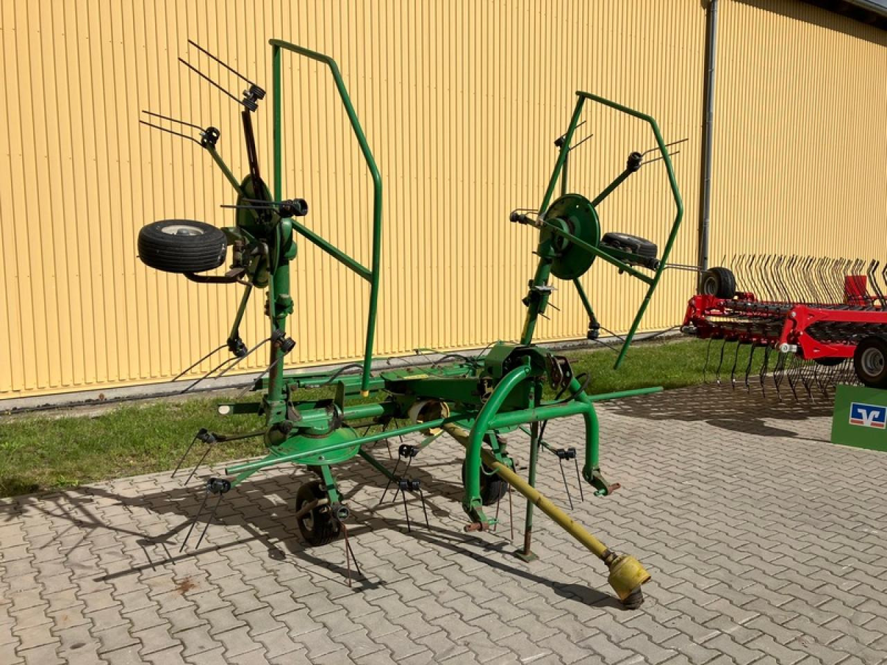 Kuhn GF 5001 MH - Obracač sena: obrázok 4 Kuhn GF 5001 MH - Obracač sena: obrázok 4