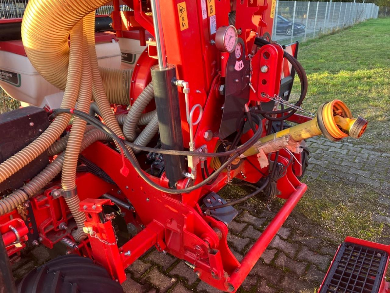 Kverneland OPTIMA 12 SX + FRONTTANK//GEOSEED - Přesný sejací stroj: obrázok 5 Kverneland OPTIMA 12 SX + FRONTTANK//GEOSEED - Přesný sejací stroj: obrázok 5