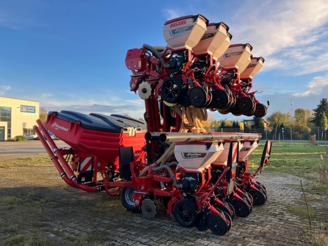 Kverneland OPTIMA 12 SX + FRONTTANK//GEOSEED - Přesný sejací stroj: obrázok 4 Kverneland OPTIMA 12 SX + FRONTTANK//GEOSEED - Přesný sejací stroj: obrázok 4