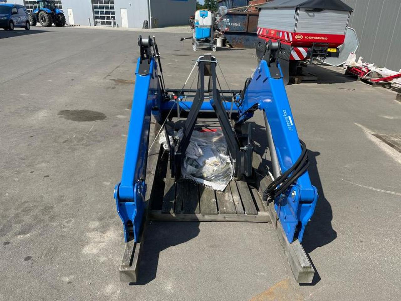 Stoll FRONTLADERSCHWINGE FZ41-29.1 - Predný nakladač na traktor: obrázok 2 Stoll FRONTLADERSCHWINGE FZ41-29.1 - Predný nakladač na traktor: obrázok 2