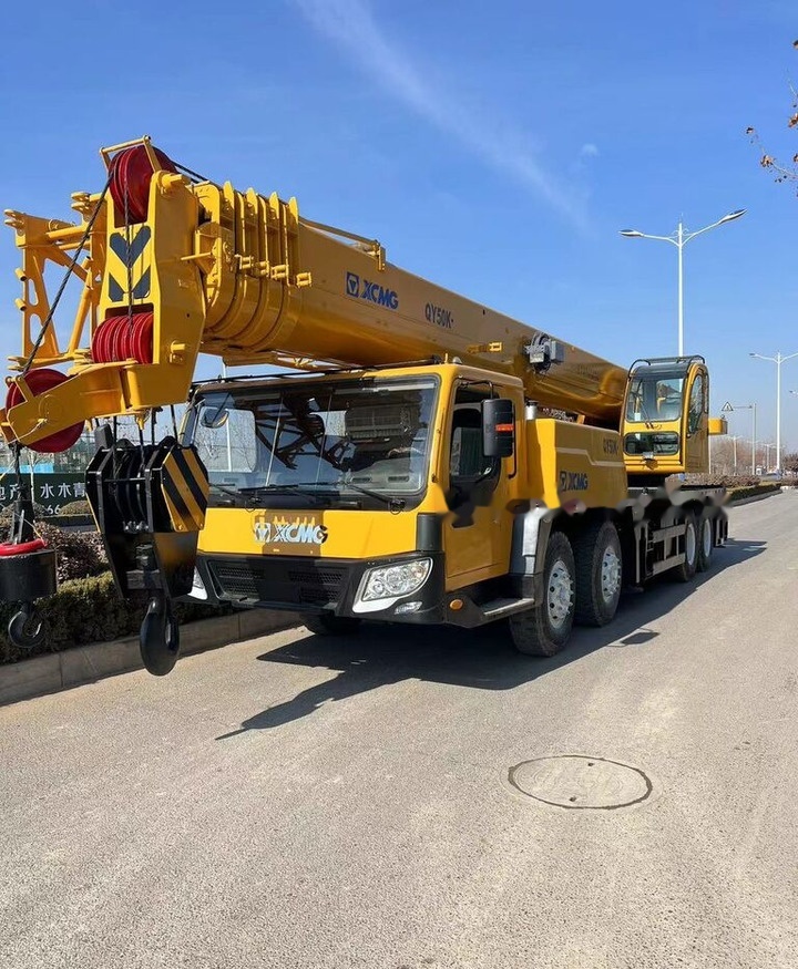 XCMG QY30K QY50K QY50B 30 40 50 60 80 100 truck crane - Autožeriav: obrázok 2 XCMG QY30K QY50K QY50B 30 40 50 60 80 100 truck crane - Autožeriav: obrázok 2