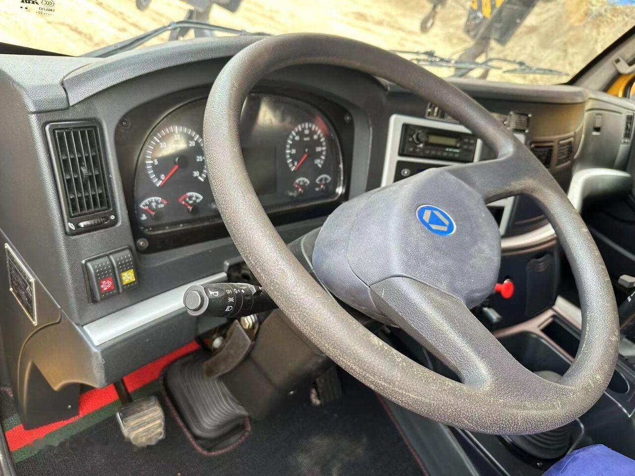 XCMG QY30KC QY30K XCT30 30T 30ton - Autožeriav: obrázok 3 XCMG QY30KC QY30K XCT30 30T 30ton - Autožeriav: obrázok 3