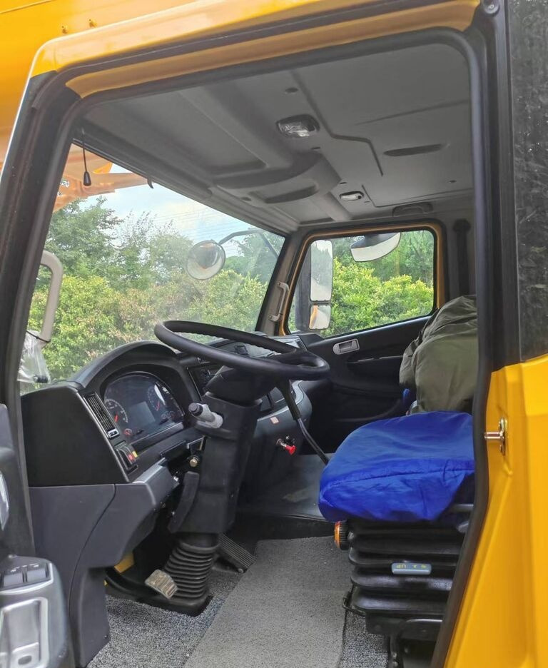 XCMG QY55KC 25ton 50ton 55ton 70ton 100 ton 130ton - Autožeriav: obrázok 4 XCMG QY55KC 25ton 50ton 55ton 70ton 100 ton 130ton - Autožeriav: obrázok 4