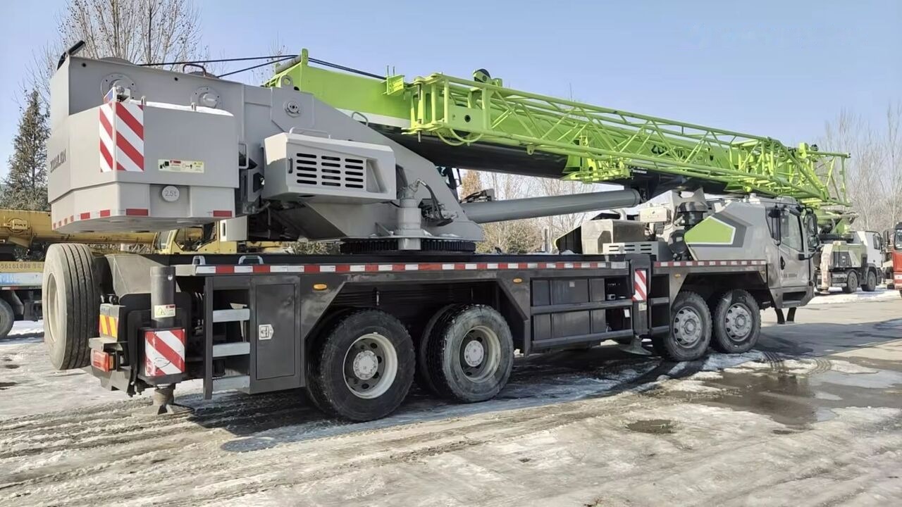 Zoomlion ZTC350 ZTC250 ZTC550 ZTC1000 35t 35ton 50t 70t - Autožeriav: obrázok 3 Zoomlion ZTC350 ZTC250 ZTC550 ZTC1000 35t 35ton 50t 70t - Autožeriav: obrázok 3