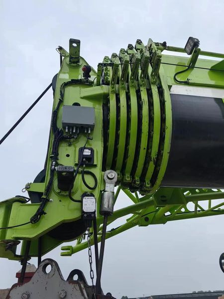 Zoomlion ZTC800 80ton 80t truck crane - Autožeriav: obrázok 3 Zoomlion ZTC800 80ton 80t truck crane - Autožeriav: obrázok 3