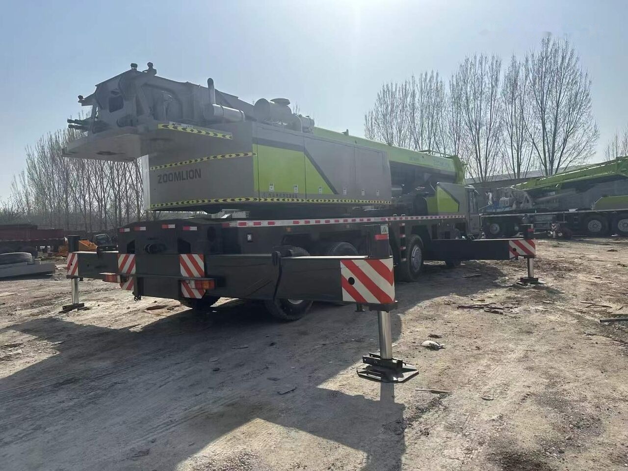 Zoomlion Zoomlion ZTC900V ZTC800V ZTC550V ZTC500V truck cranes - Autožeriav: obrázok 5 Zoomlion Zoomlion ZTC900V ZTC800V ZTC550V ZTC500V truck cranes - Autožeriav: obrázok 5