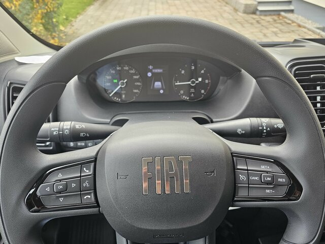 FIAT Ducato 140 DOKA Pritsche 2,9 Meter Klima DAB... - Dodávka valník, Dodávkа s dvojitou kabínou: obrázok 4 FIAT Ducato 140 DOKA Pritsche 2,9 Meter Klima DAB... - Dodávka valník, Dodávkа s dvojitou kabínou: obrázok 4