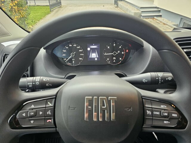 FIAT Ducato 35 Automatik AT L2H2 Voll-LED 260°... - Furgon: obrázok 5 FIAT Ducato 35 Automatik AT L2H2 Voll-LED 260°... - Furgon: obrázok 5