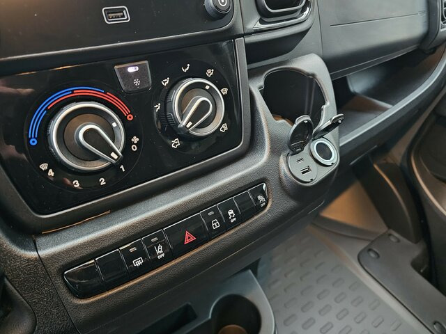 Nový Furgon FIAT Ducato 35 MAXI L5H2 L4H2 180 15m³ Safety Kamera...: obrázok 11 Nový Furgon FIAT Ducato 35 MAXI L5H2 L4H2 180 15m³ Safety Kamera...: obrázok 11