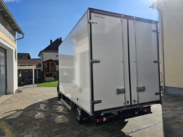 Nový Dodávka skriňová nadstavba IVECO Daily 35S18 3.0 Koffer Voll-LED Navigation: obrázok 36