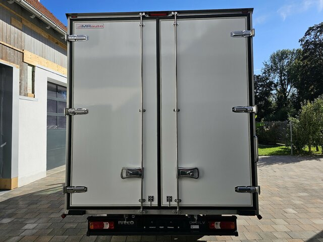 Nový Dodávka skriňová nadstavba IVECO Daily 35S18 3.0 Koffer Voll-LED Navigation: obrázok 25