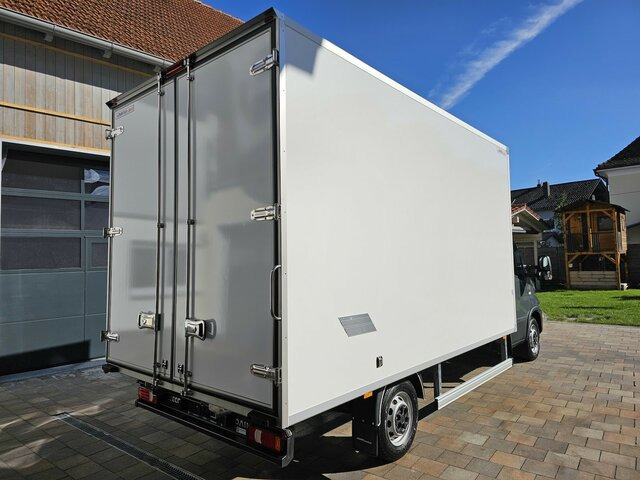 Nový Dodávka skriňová nadstavba IVECO Daily 35S18 3.0 Koffer Voll-LED Navigation: obrázok 34