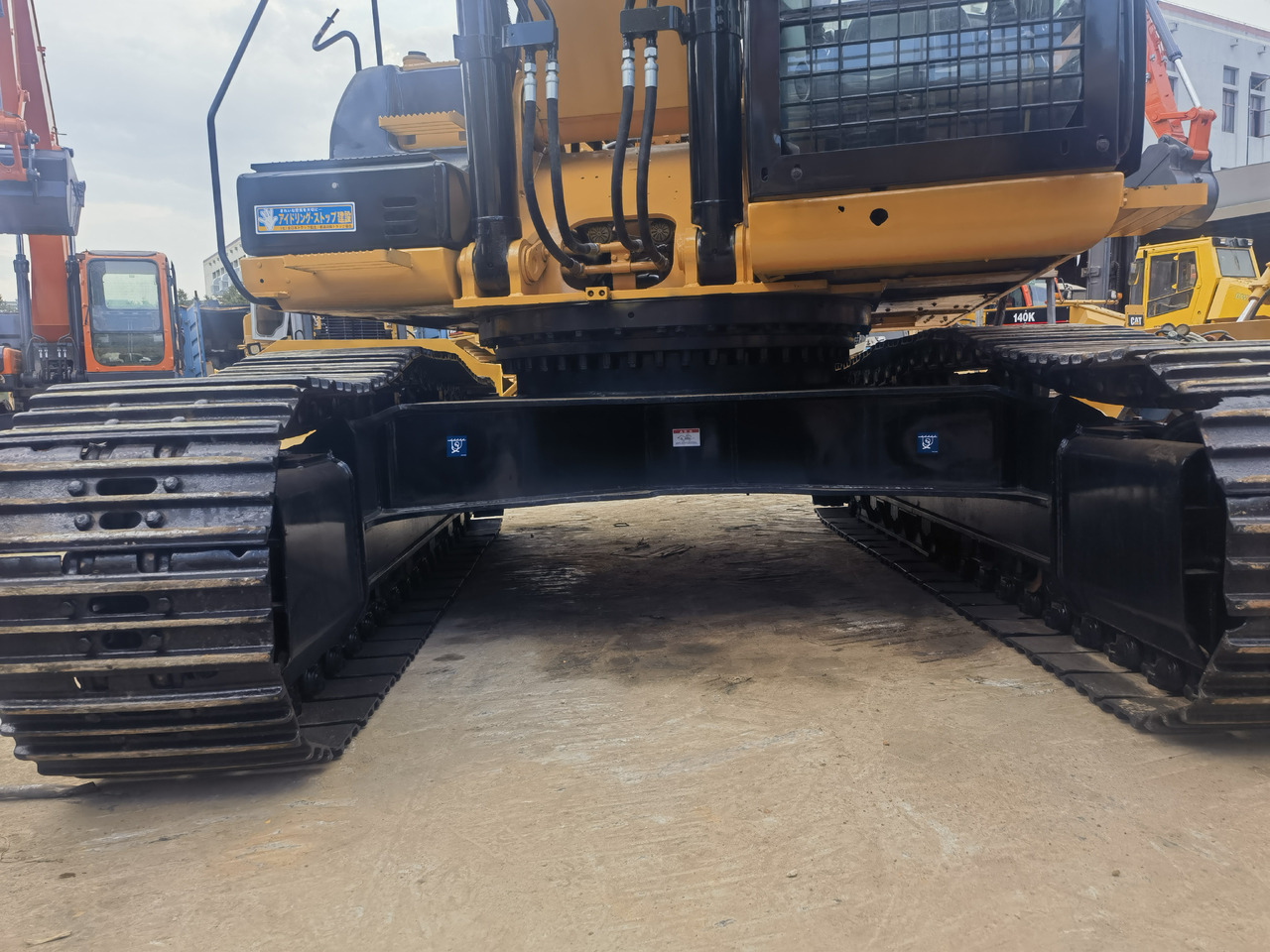 CAT 330DL excavator - Pásové rýpadlo: obrázok 4 CAT 330DL excavator - Pásové rýpadlo: obrázok 4