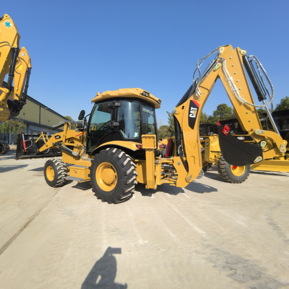 CAT 420F Backhoe Loader - Rýpadlo-nakladač: obrázok 1 CAT 420F Backhoe Loader - Rýpadlo-nakladač: obrázok 1