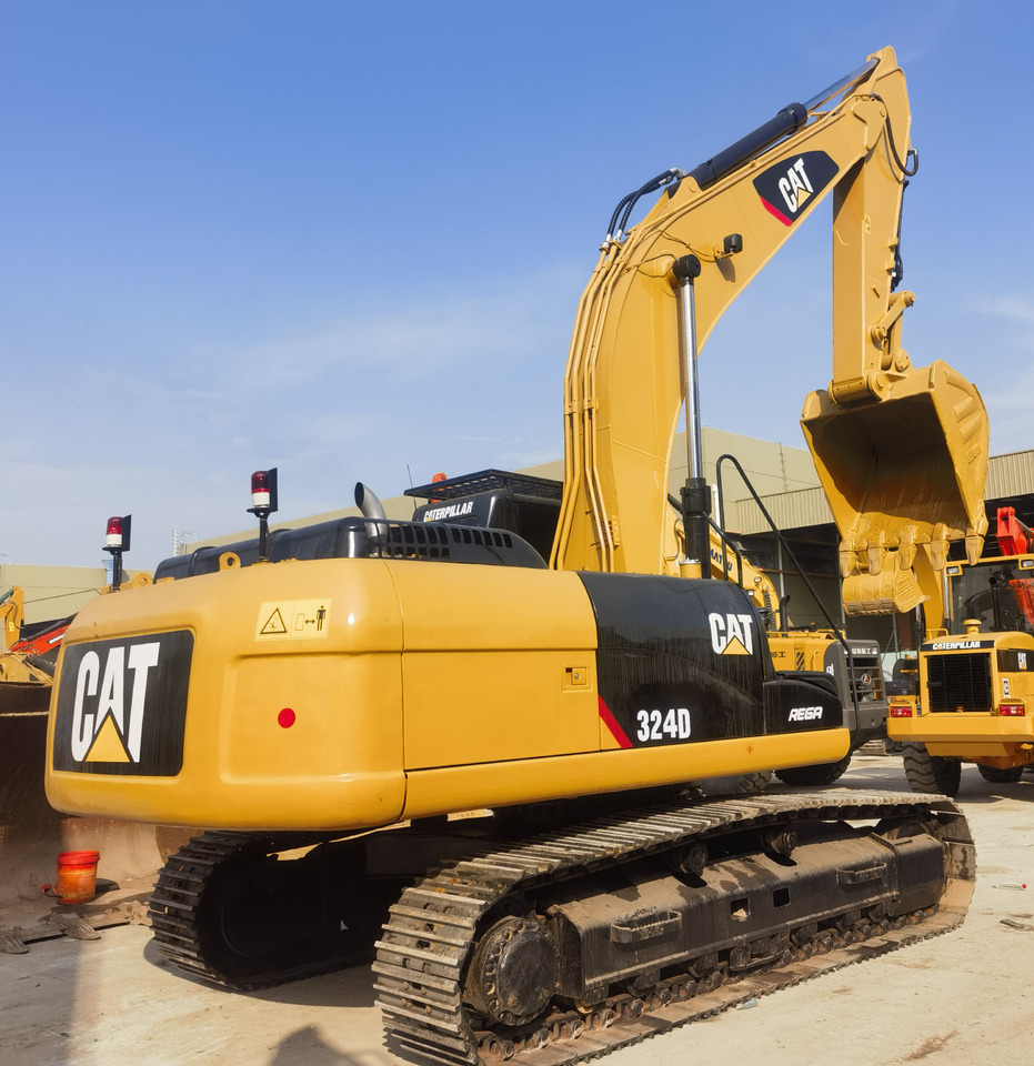 CATERPILLAR 324 D - Pásové rýpadlo: obrázok 1 CATERPILLAR 324 D - Pásové rýpadlo: obrázok 1