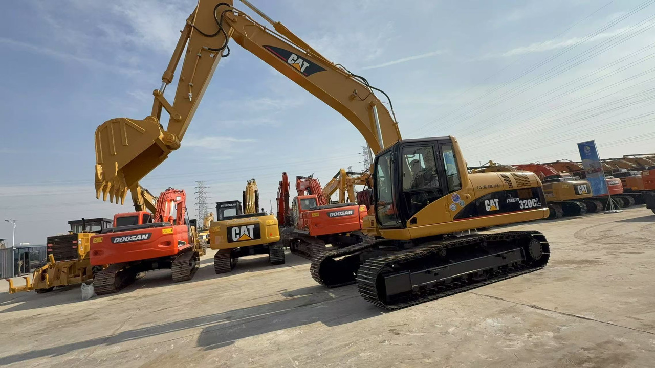Cat 320cl excavator - Pásové rýpadlo: obrázok 1 Cat 320cl excavator - Pásové rýpadlo: obrázok 1