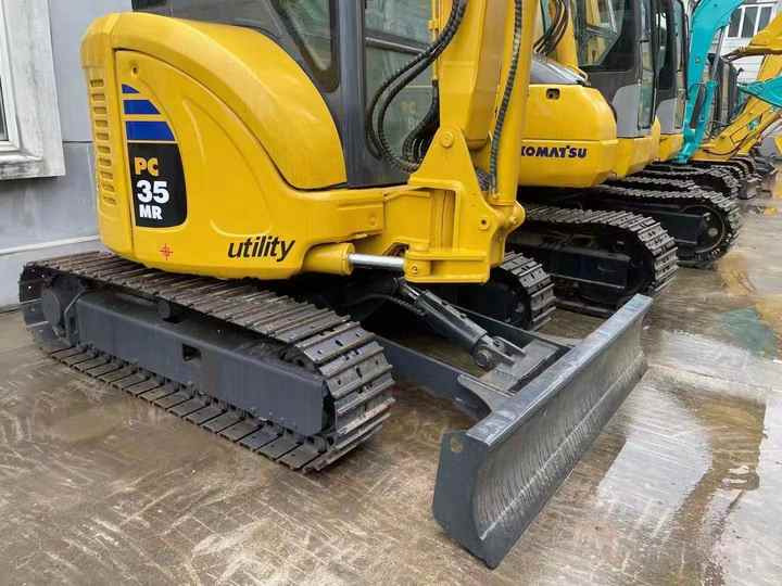 Competitive Price Used Komatsu Excavator PC35 PC55MR2 excellent condition Komatsu pc35mr Excavator - Pásové rýpadlo: obrázok 3 Competitive Price Used Komatsu Excavator PC35 PC55MR2 excellent condition Komatsu pc35mr Excavator - Pásové rýpadlo: obrázok 3