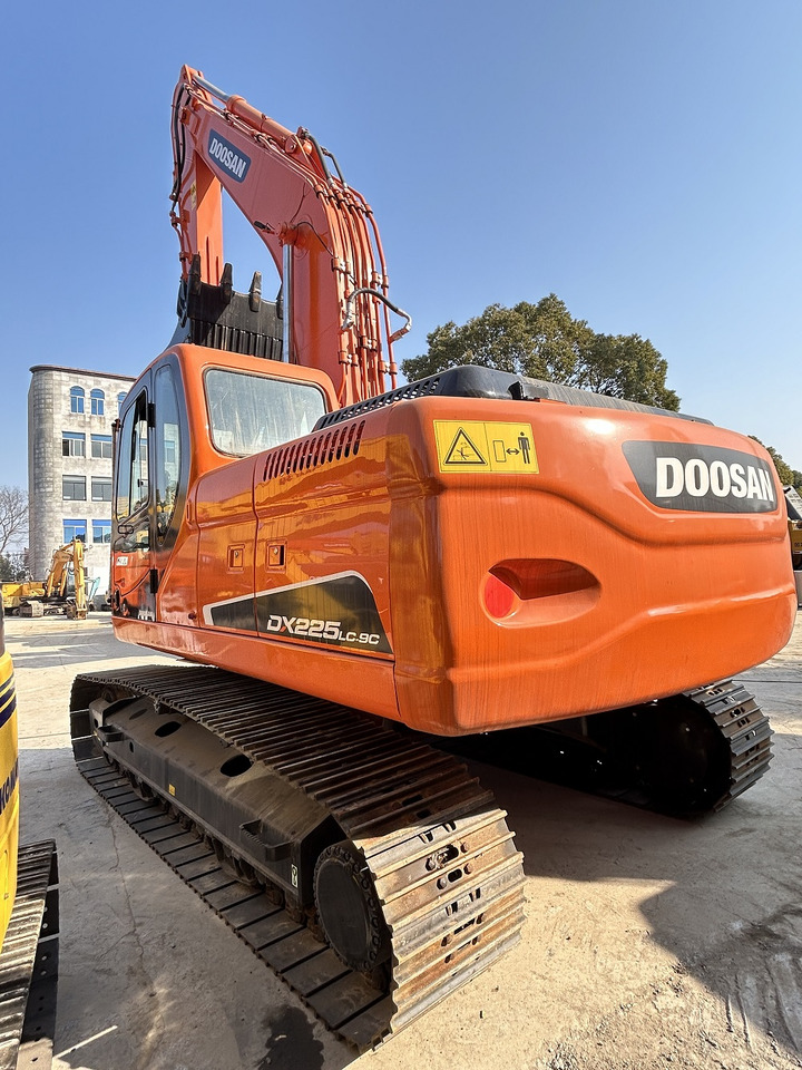 DOOSAN Doosan DX225LC Crawler excavator - Pásové rýpadlo: obrázok 4 DOOSAN Doosan DX225LC Crawler excavator - Pásové rýpadlo: obrázok 4