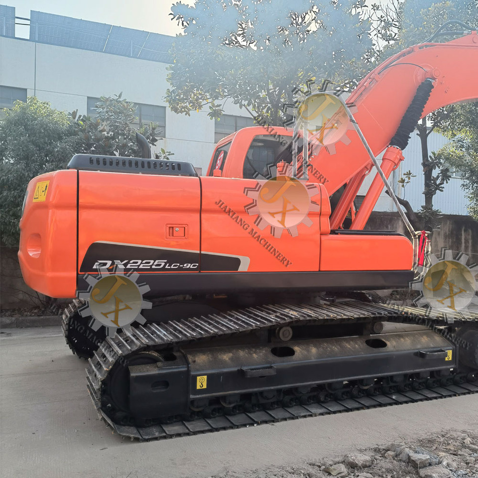DOOSAN Doosan DX225LC Crawler excavator - Pásové rýpadlo: obrázok 3 DOOSAN Doosan DX225LC Crawler excavator - Pásové rýpadlo: obrázok 3