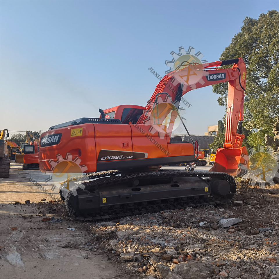 DOOSAN Doosan DX225LC Crawler excavator - Pásové rýpadlo: obrázok 1 DOOSAN Doosan DX225LC Crawler excavator - Pásové rýpadlo: obrázok 1