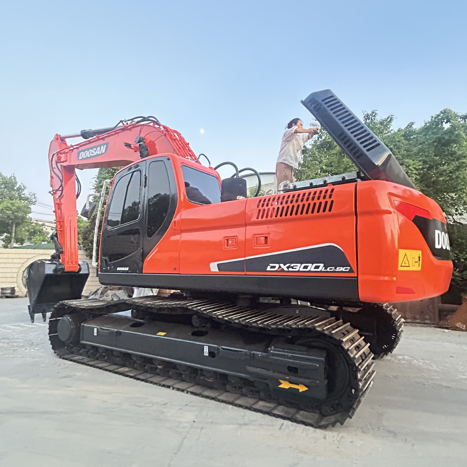 Doosan DX300LC-9c Crawler Excavator - Pásové rýpadlo: obrázok 1 Doosan DX300LC-9c Crawler Excavator - Pásové rýpadlo: obrázok 1