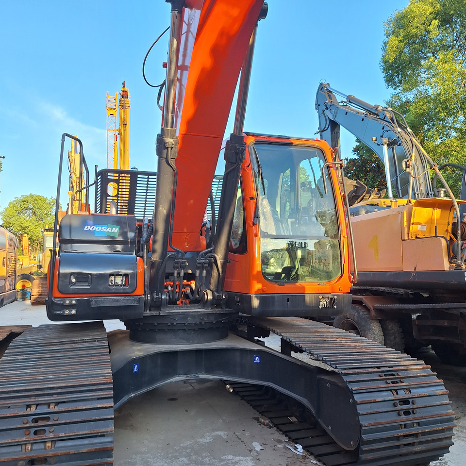 Doosan Dx225LC-9C Crawler Excavator - Pásové rýpadlo: obrázok 3 Doosan Dx225LC-9C Crawler Excavator - Pásové rýpadlo: obrázok 3