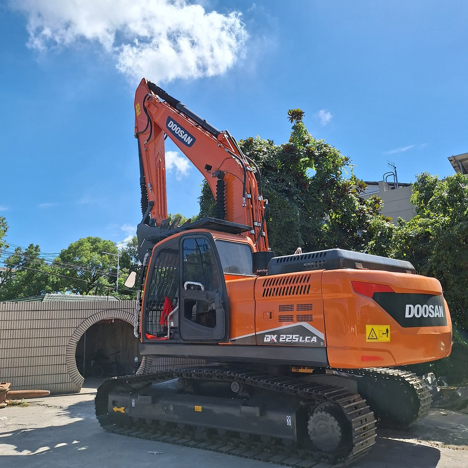 Doosan Dx225LCA Crawler Excavator - Pásové rýpadlo: obrázok 2 Doosan Dx225LCA Crawler Excavator - Pásové rýpadlo: obrázok 2