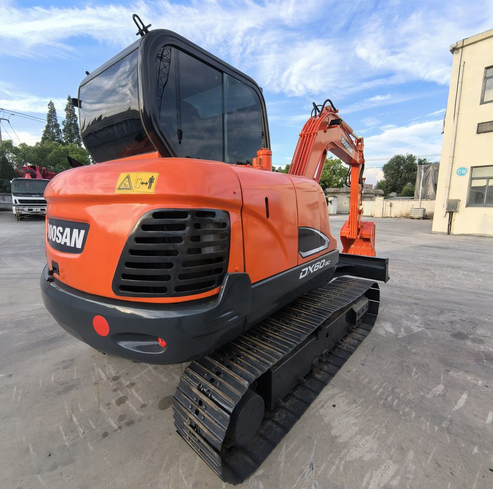 Doosan Dx60 Crawler Excavator - Pásové rýpadlo: obrázok 5 Doosan Dx60 Crawler Excavator - Pásové rýpadlo: obrázok 5