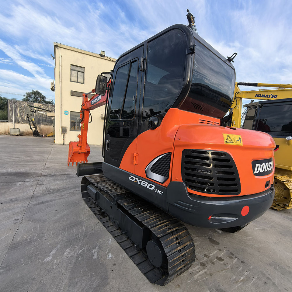 Doosan Dx60 Crawler Excavator - Pásové rýpadlo: obrázok 4 Doosan Dx60 Crawler Excavator - Pásové rýpadlo: obrázok 4
