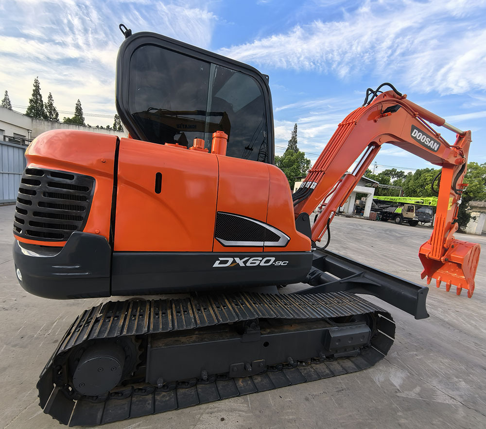 Doosan Dx60 Crawler Excavator - Pásové rýpadlo: obrázok 1 Doosan Dx60 Crawler Excavator - Pásové rýpadlo: obrázok 1
