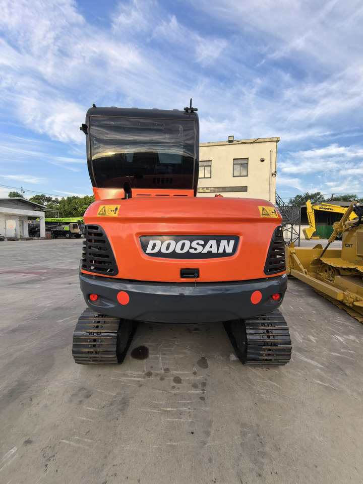 Doosan Dx60 Crawler Excavator - Pásové rýpadlo: obrázok 5 Doosan Dx60 Crawler Excavator - Pásové rýpadlo: obrázok 5