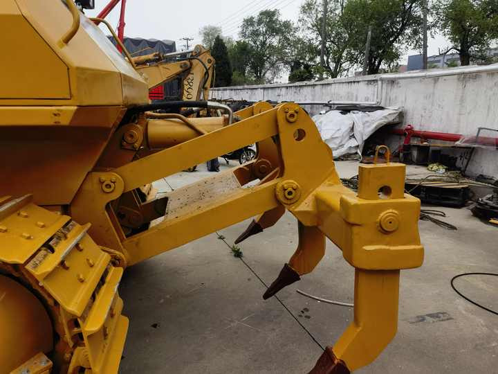 Good condition Used Japanese CAT D7G Dozers used caterpillar D7G bulldozer For Sale - Buldozér: obrázok 4 Good condition Used Japanese CAT D7G Dozers used caterpillar D7G bulldozer For Sale - Buldozér: obrázok 4