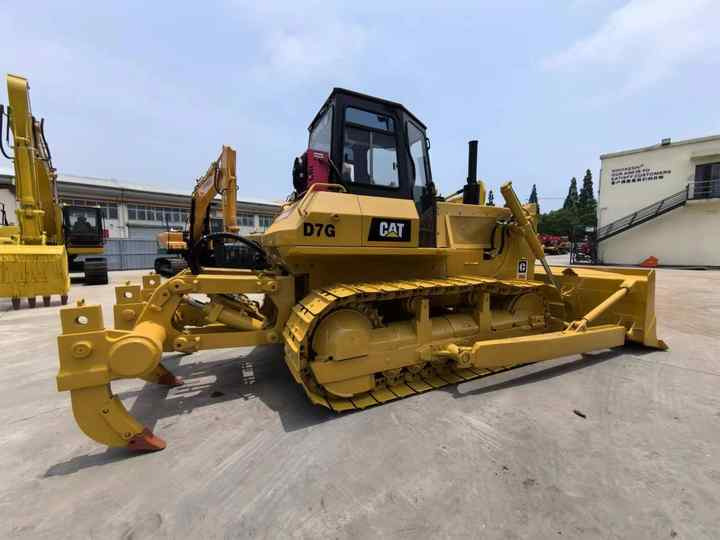 High Efficiency d6h d7h Used Caterpillar Bulldozer d7g used caterpillar bulldozer in shanghai - Buldozér: obrázok 5 High Efficiency d6h d7h Used Caterpillar Bulldozer d7g used caterpillar bulldozer in shanghai - Buldozér: obrázok 5