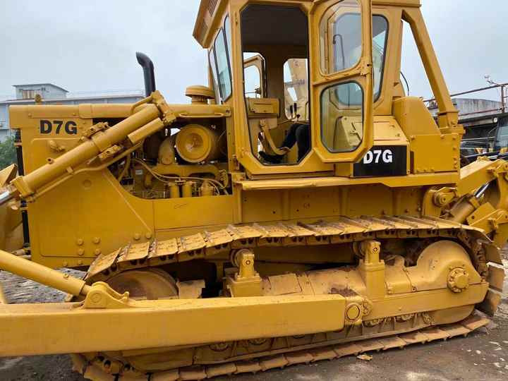 High Performance and Excellent Condition Used CAT D7G Crawler Bulldozer Original Caterpillar for sale in stock - Buldozér: obrázok 5 High Performance and Excellent Condition Used CAT D7G Crawler Bulldozer Original Caterpillar for sale in stock - Buldozér: obrázok 5