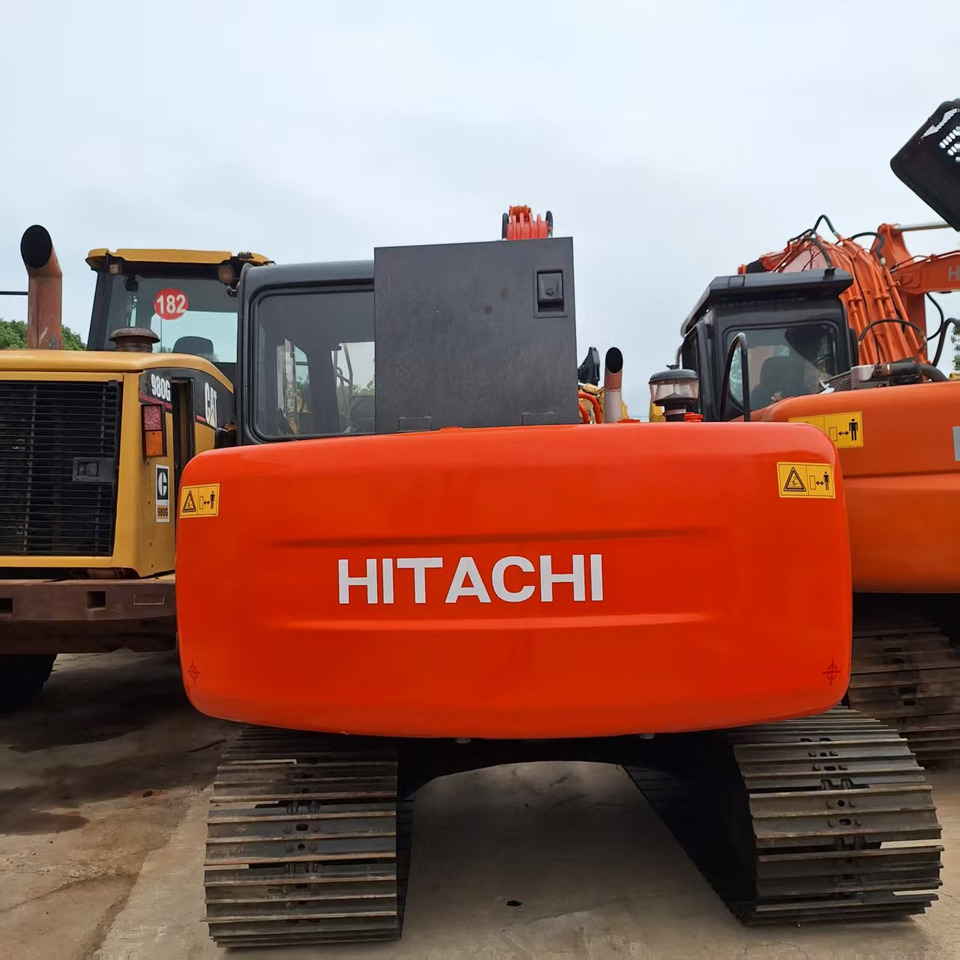 Hitachi EX60 Excavator - Pásové rýpadlo: obrázok 4 Hitachi EX60 Excavator - Pásové rýpadlo: obrázok 4