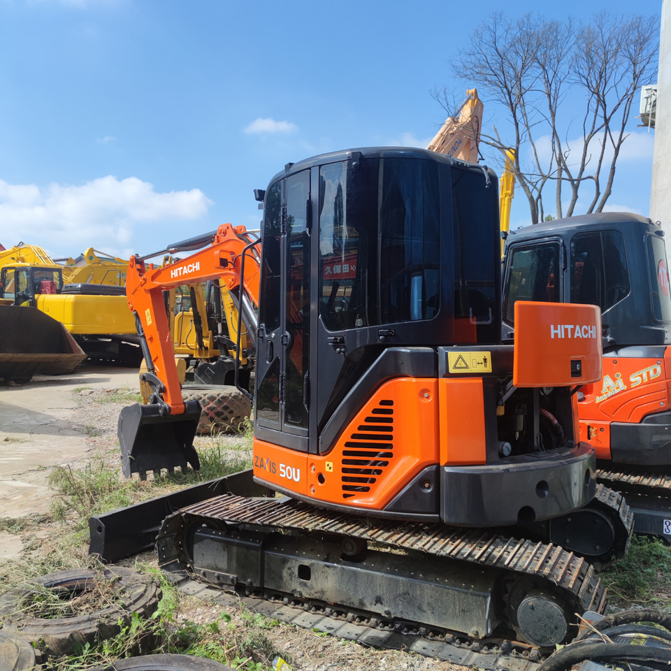 Hitachi ZX50 Excavator - Pásové rýpadlo: obrázok 4 Hitachi ZX50 Excavator - Pásové rýpadlo: obrázok 4
