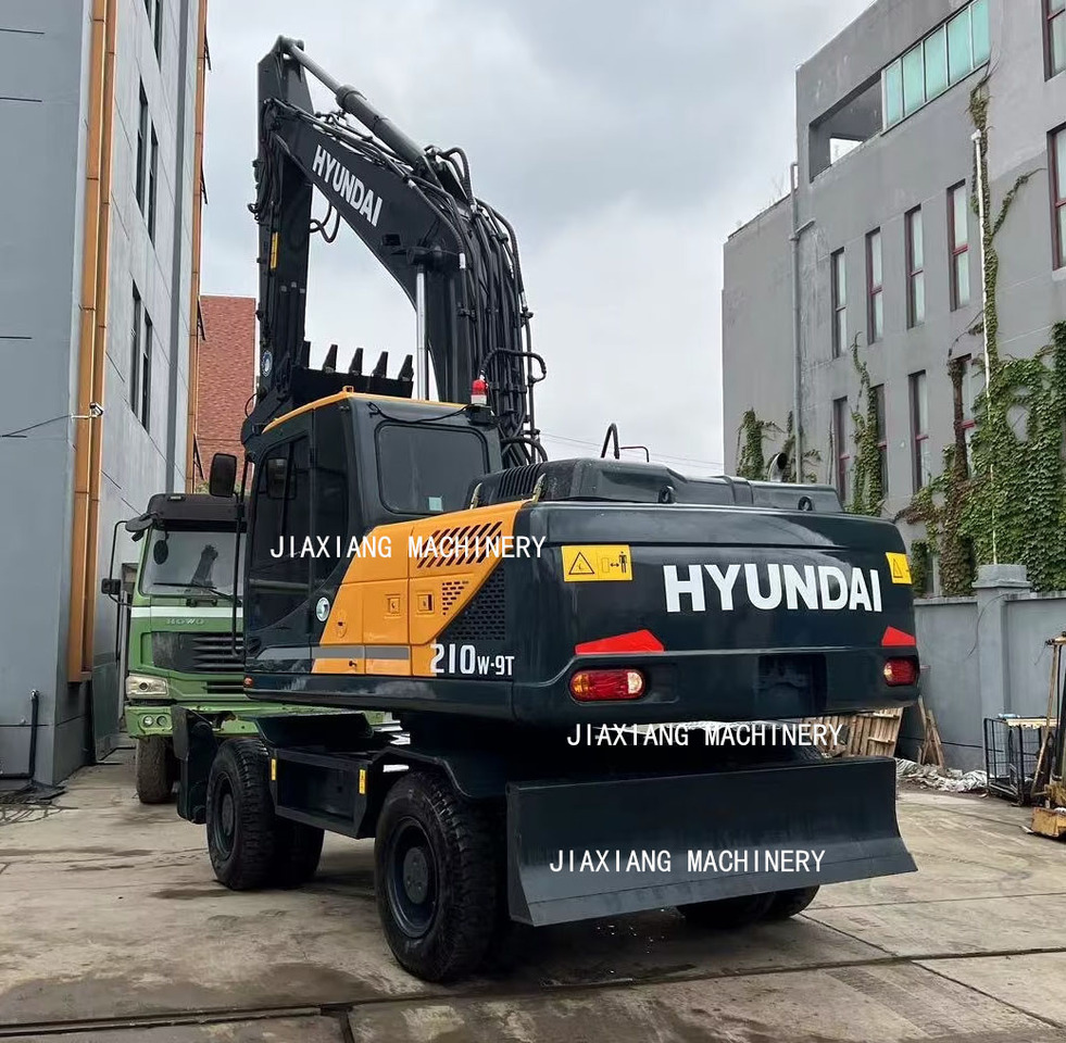 Hyundai 210w-9 wheel excavator - Kolesové rýpadlo: obrázok 1 Hyundai 210w-9 wheel excavator - Kolesové rýpadlo: obrázok 1