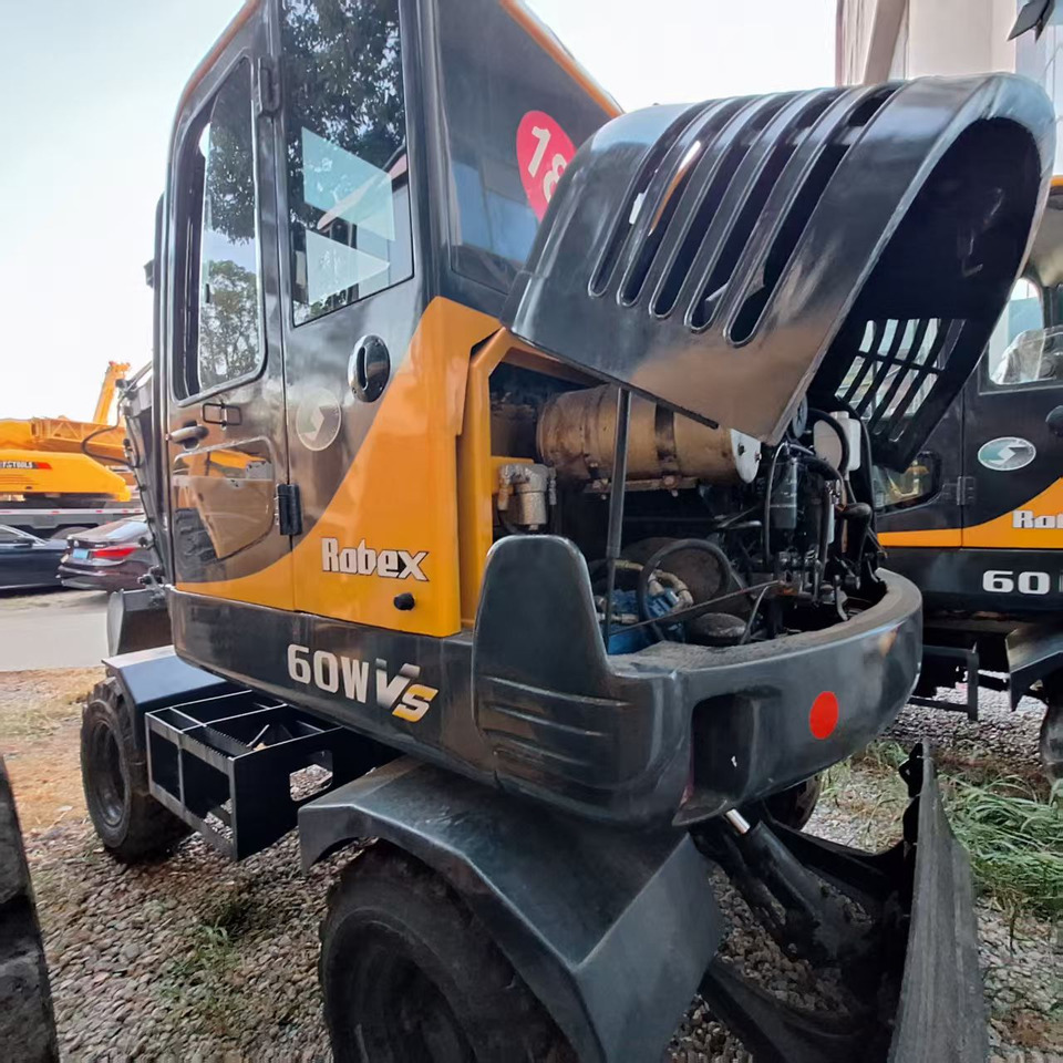 Hyundai 60wvs excavator - Kolesové rýpadlo: obrázok 3 Hyundai 60wvs excavator - Kolesové rýpadlo: obrázok 3
