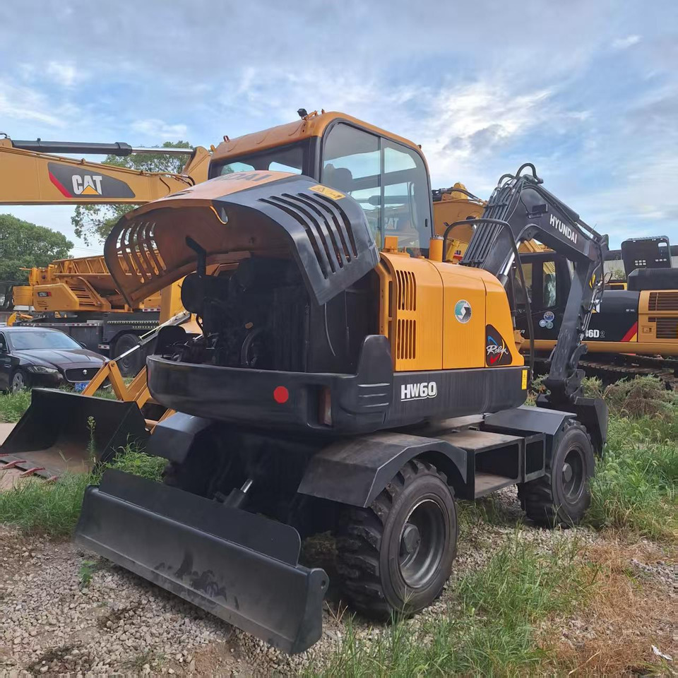 Hyundai HW60 excavator - Kolesové rýpadlo: obrázok 3 Hyundai HW60 excavator - Kolesové rýpadlo: obrázok 3