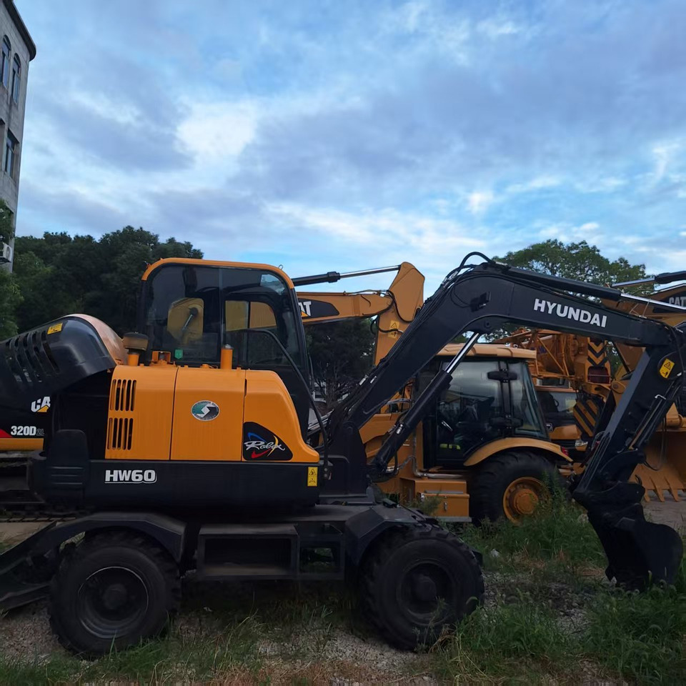 Hyundai HW60 excavator - Kolesové rýpadlo: obrázok 1 Hyundai HW60 excavator - Kolesové rýpadlo: obrázok 1