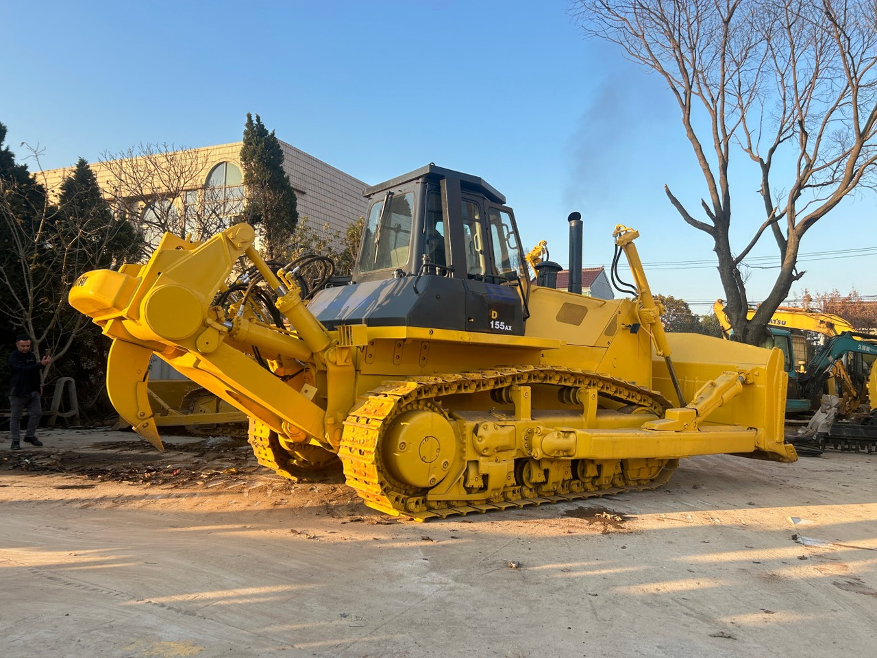 Komatsu D155AX bulldozer - Buldozér: obrázok 3 Komatsu D155AX bulldozer - Buldozér: obrázok 3