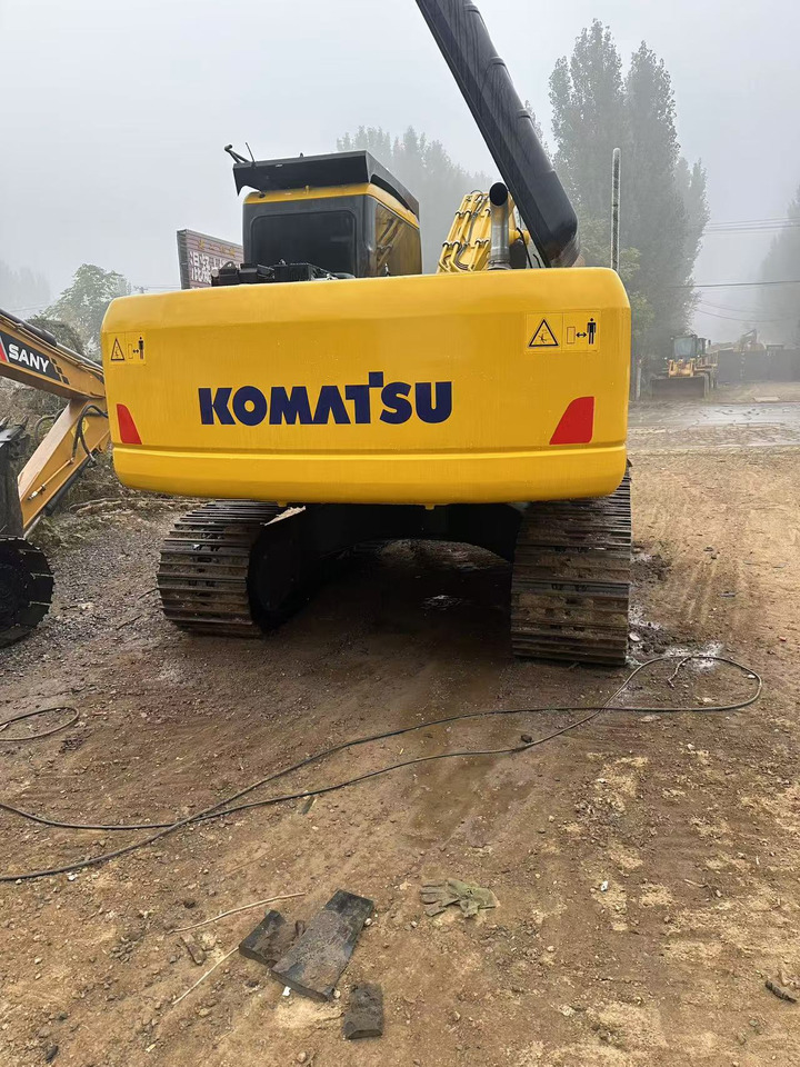 Komatsu PC200-7 excavator - Pásové rýpadlo: obrázok 1 Komatsu PC200-7 excavator - Pásové rýpadlo: obrázok 1
