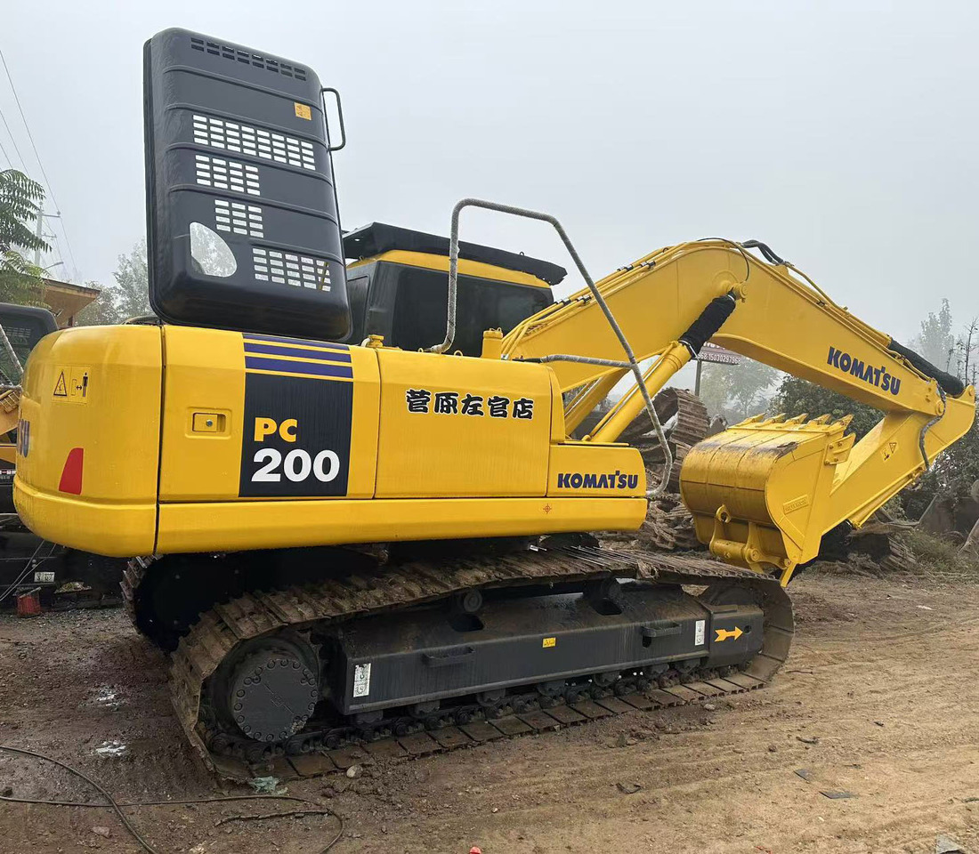 Komatsu PC200-7 excavator - Pásové rýpadlo: obrázok 1 Komatsu PC200-7 excavator - Pásové rýpadlo: obrázok 1